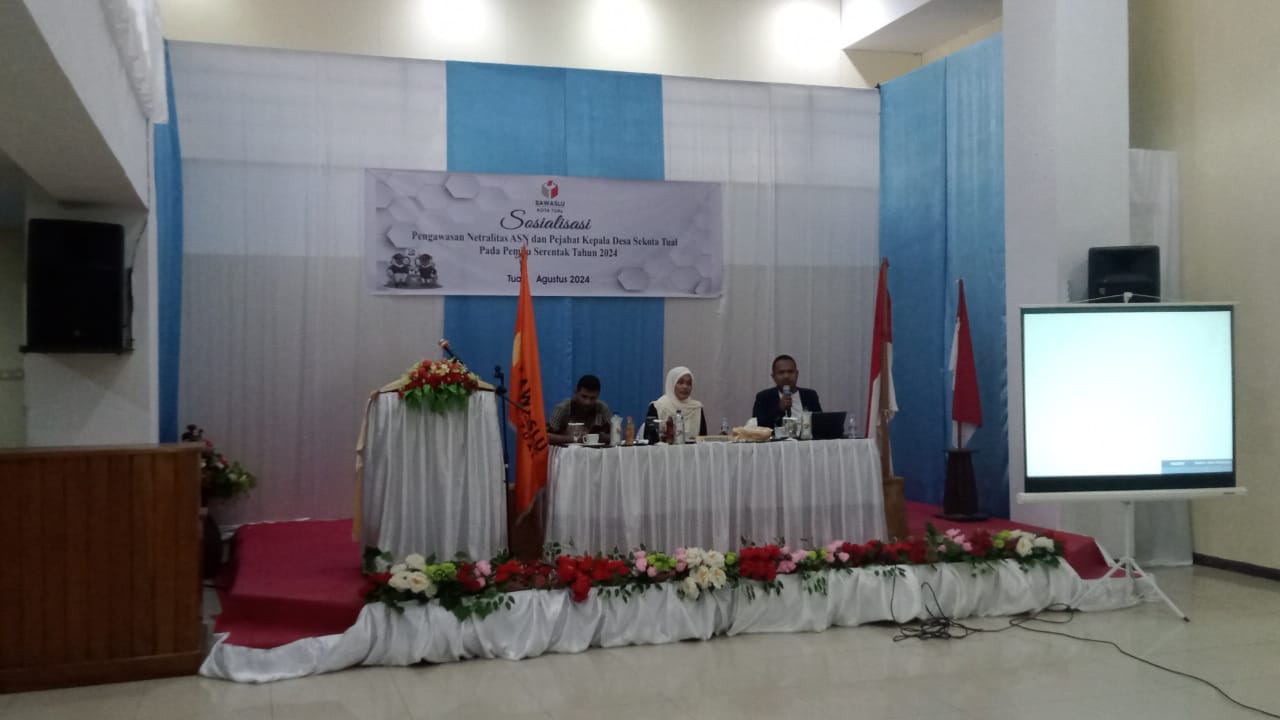 Kota Tual, Bawaslu Kota Tual - Para Aparatur Sipil Negara (ASN) mengikuti sosialisasi Pengawasan Pemilu Partisipatif Netralitas yang diselenggarakan oleh Badan Pengawas Pemilu (Bawaslu) Kota Tual.