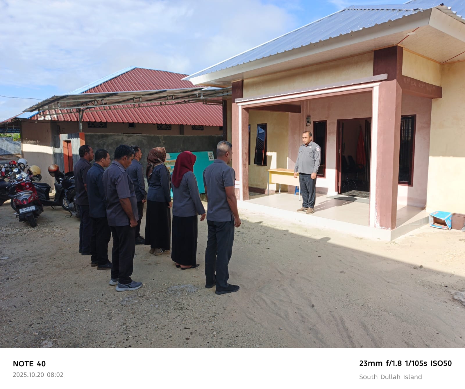 Apel Pagi Bawaslu Kota Tual Tekankan Disiplin dan Kekompakan Tim