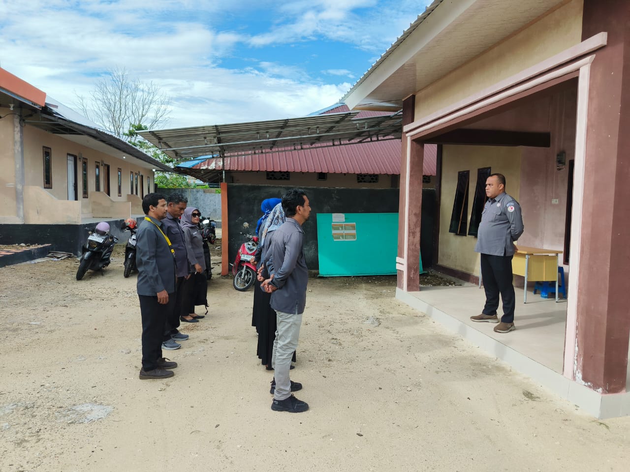 Bawaslu Kota Tual Gelar Apel Pagi