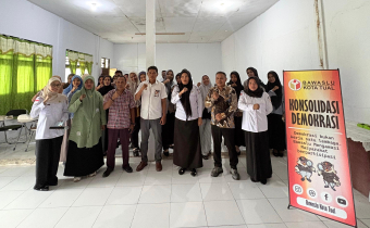 Bawaslu Tual Gelar Konsolidasi Demokrasi di Kampus STIT As-Salama Tual